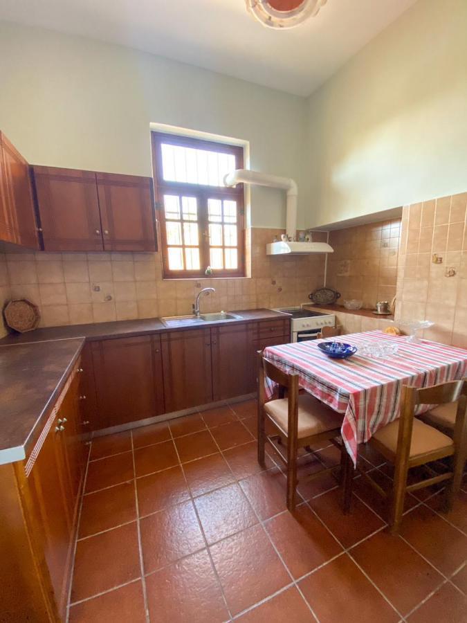 Shared House , Private Rooms With Garden Chrissi Akti Chania Exterior foto